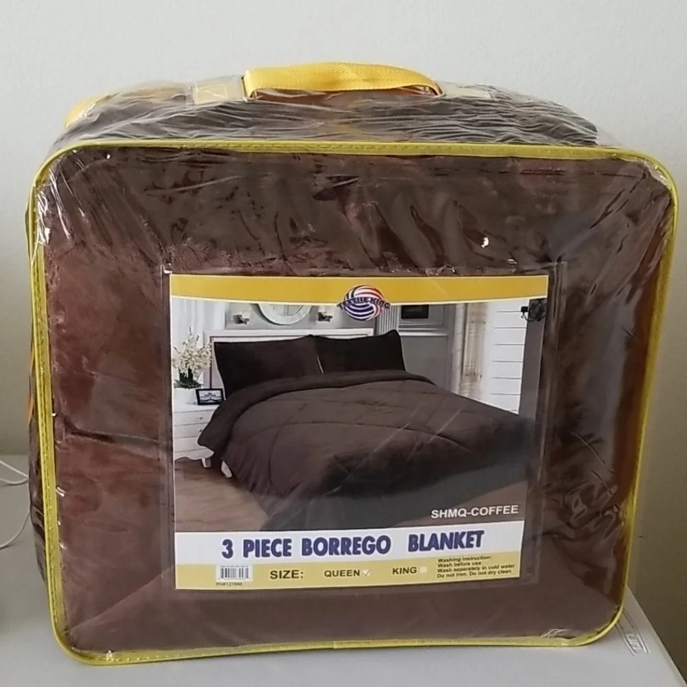 Queen size Borrego Blanket 3 Piece